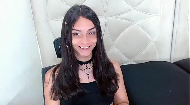 Dollbehavior  online show from 22, 1, 2025