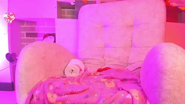 Rousse Collinss online show from 14, 2, 2025