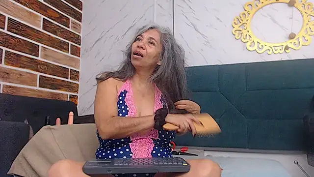 Snapshot of chanel_grant chatting on 30, 11, 2025 chanel grant online show from 30, 11, 2025