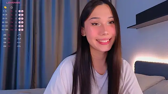 Snapshot of Kaia_Sunshine_Mia chatting on 12, 7, 2026 Kaia Sunshine Mia online show from 12, 7, 2026