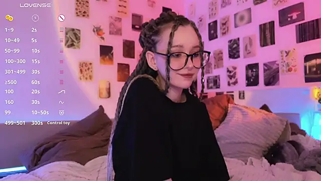 Snapshot of yourconcept chatting on 30, 12, 2024 yourconcept online show from 30, 12, 2024