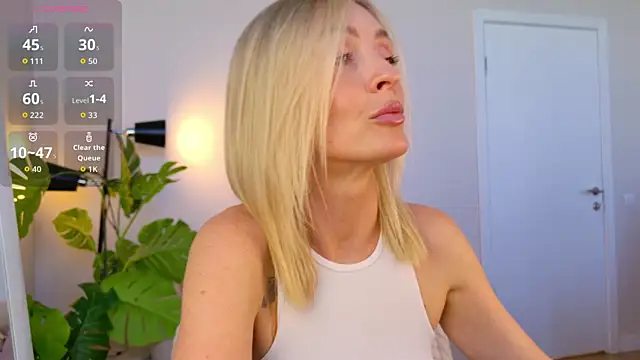 Snapshot of sexuallycorrecte chatting on 3, 5, 2026 sexuallycorrecte online show from 3, 5, 2026