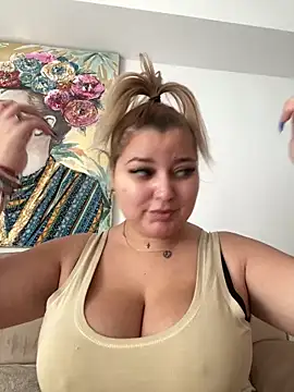 Snapshot of AllysonK chatting on 19, 1, 2025 AllysonK online show from 19, 1, 2025