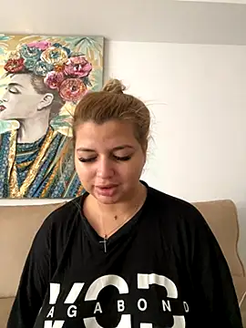 Snapshot of AllysonK chatting on 29, 9, 2025 AllysonK online show from 29, 9, 2025