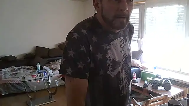 rosaeichel online show from 4, 3, 2026