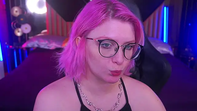 CoolTatis online show from 15, 9, 2025