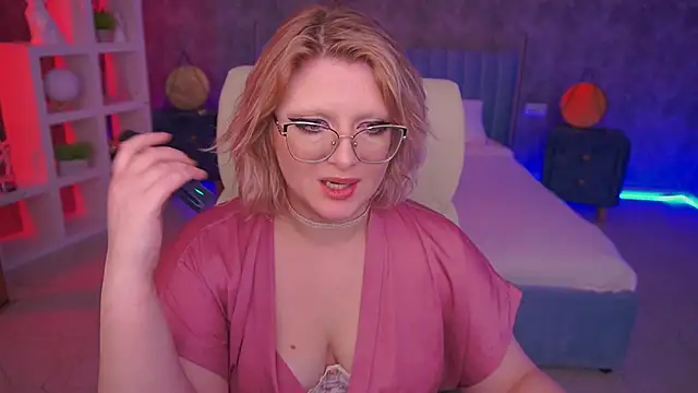 Snapshot of CoolTatis chatting on 11, 5, 2026 CoolTatis online show from 11, 5, 2026