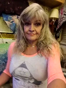 Snapshot of annika_lately chatting on 20, 10, 2025 annika lately online show from 20, 10, 2025