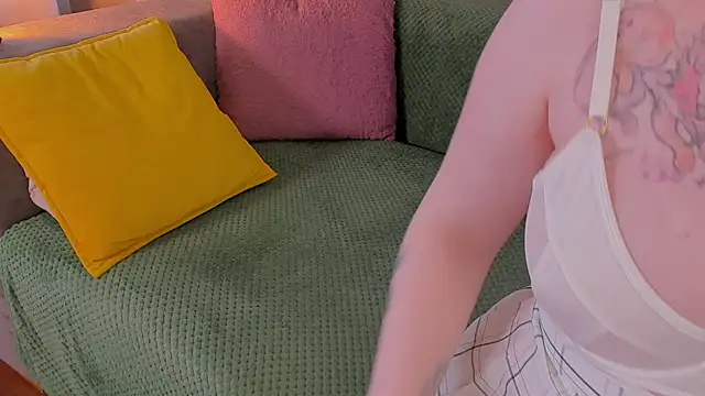 Tori the witch online show from 21, 9, 2025