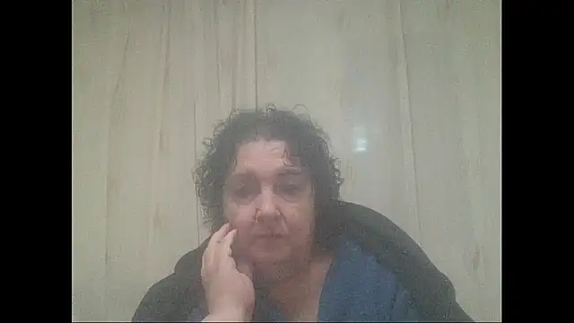 Snapshot of maturekorine chatting on 23, 11, 2025 maturekorine online show from 23, 11, 2025