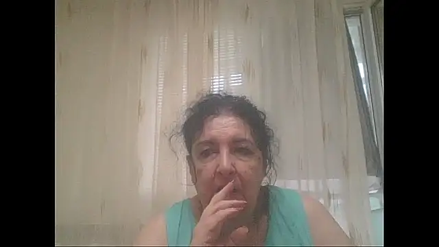 Snapshot of maturekorine chatting on 10, 6, 2026 maturekorine online show from 10, 6, 2026