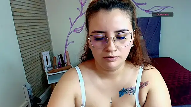 ZaraNolimits  online show from 2, 12, 2024