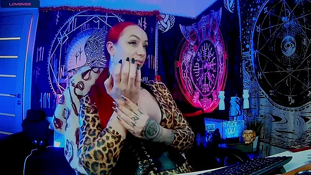 Snapshot of miss_jenna_lovee chatting on 7, 1, 2025 miss jenna lovee online show from 7, 1, 2025