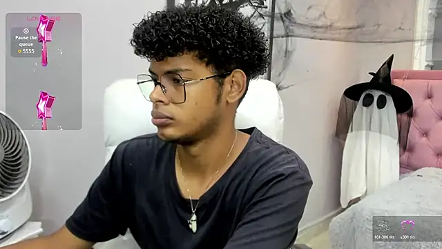 boylittle19cm online show from 4, 11, 2025