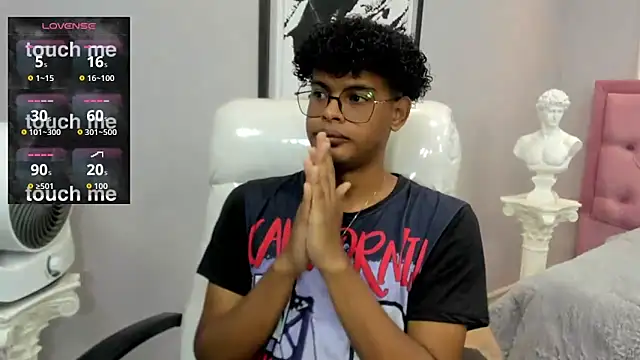 boylittle19cm online show from 8, 11, 2025