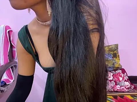 Snapshot of roshni-5 chatting on 20, 12, 2024 roshni-5 online show from 20, 12, 2024