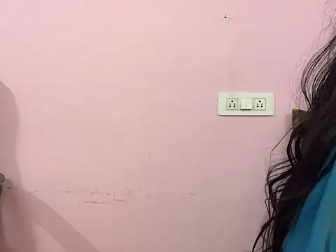 Snapshot of roshni-5 chatting on 6, 1, 2025 roshni-5 online show from 6, 1, 2025