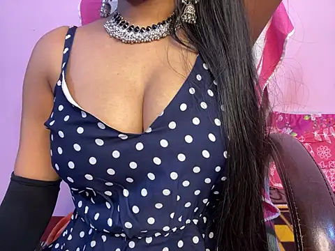 Snapshot of roshni-5 chatting on 11, 2, 2025 roshni-5 online show from 11, 2, 2025