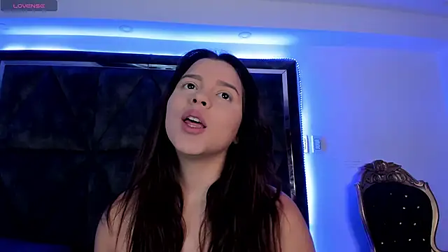 Elsalombardi  online show from 6, 2, 2025