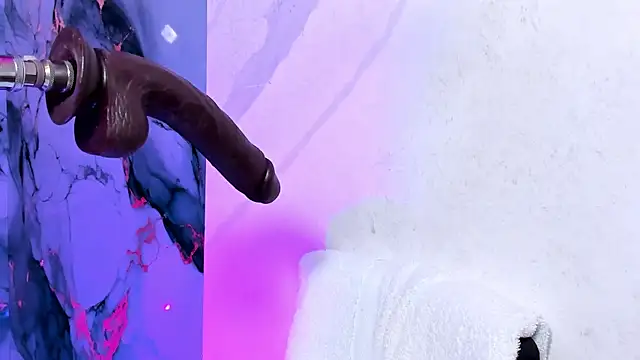 Snapshot of kristal_blond chatting on 2, 11, 2025 kristal blond online show from 2, 11, 2025