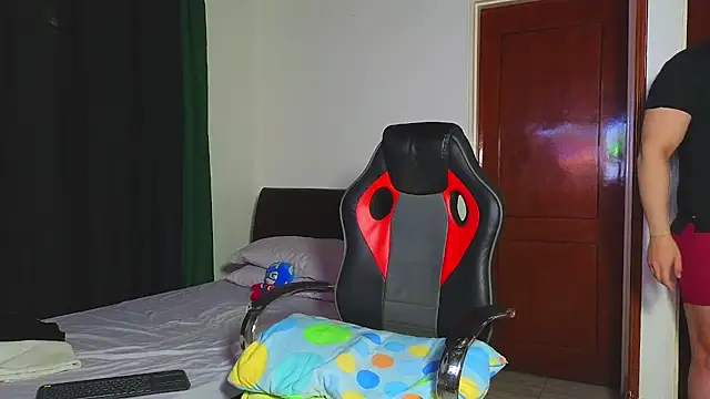 Regansmiths online show from 27, 2, 2025