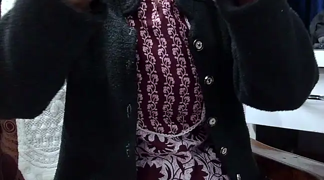 momo lov online show from 19, 12, 2024