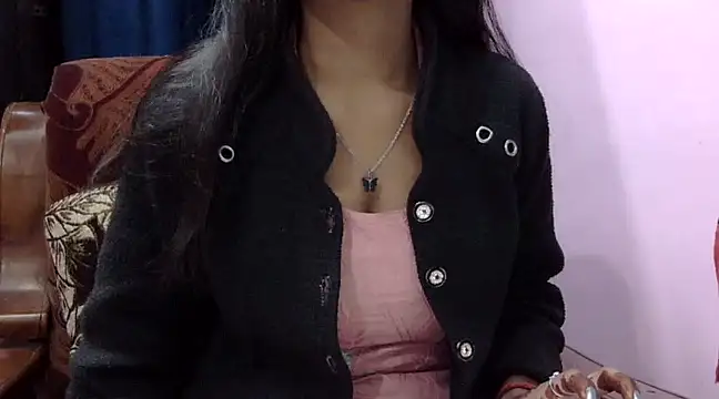 momo lov online show from 11, 1, 2025