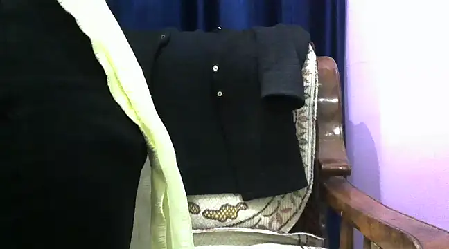 momo lov online show from 12, 2, 2025