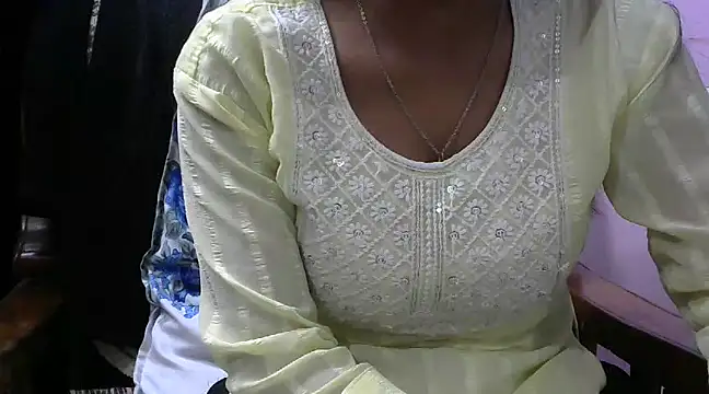 momo lov online show from 12, 2, 2025