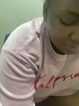 Snapshot of sweet18creamybigpussy chatting on 4, 11, 2025 sweet18creamybigpussy online show from 4, 11, 2025