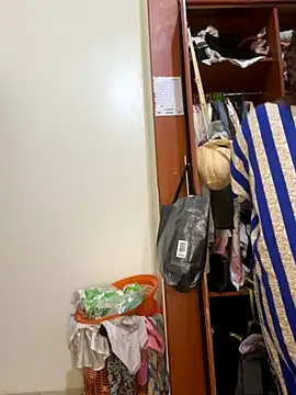 Snapshot of sweet18creamybigpussy chatting on 30, 11, 2025 sweet18creamybigpussy online show from 30, 11, 2025