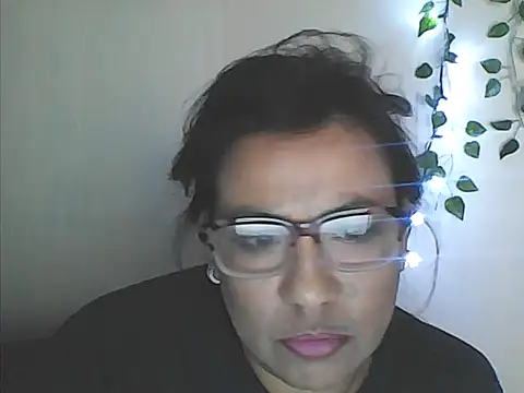 Snapshot of Erotic_nayma chatting on 6, 12, 2024 Erotic nayma online show from 6, 12, 2024