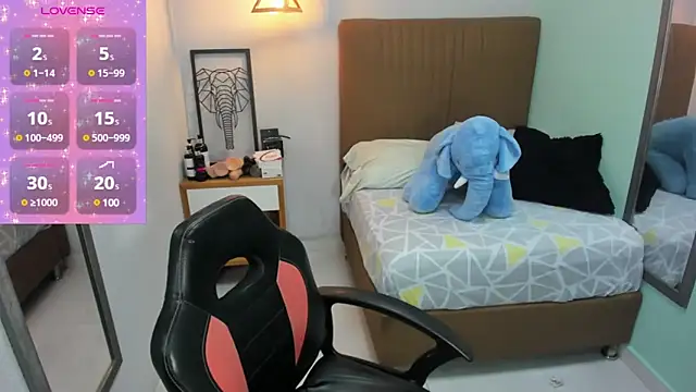 Snapshot of delilaquinn chatting on 13, 1, 2025 delilaquinn online show from 13, 1, 2025