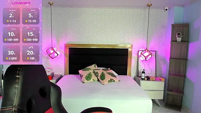 Snapshot of delilaquinn chatting on 21, 3, 2025 delilaquinn online show from 21, 3, 2025