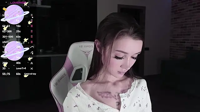 Snapshot of sweetiebones chatting on 10, 2, 2025 sweetiebones online show from 10, 2, 2025