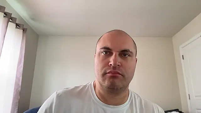 SluggishChase99 online show from 29, 4, 2026