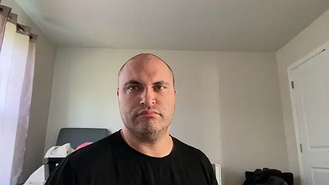 SluggishChase99 online show from 18, 5, 2026