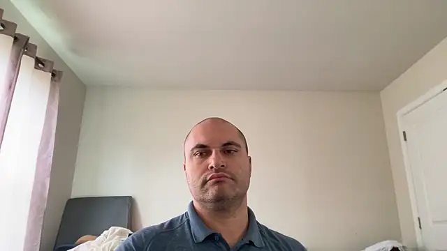 SluggishChase99 online show from 17, 6, 2026