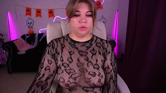 Snapshot of GabbieJay chatting on 30, 10, 2025 GabbieJay online show from 30, 10, 2025