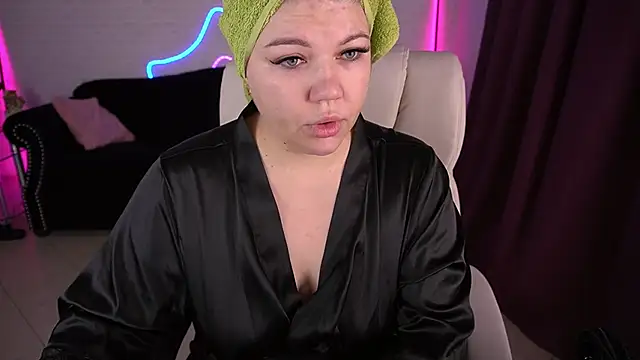 Snapshot of GabbieJay chatting on 24, 11, 2025 GabbieJay online show from 24, 11, 2025