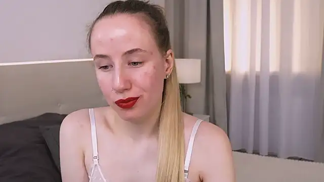 Cassie Kelman online show from 5, 10, 2025