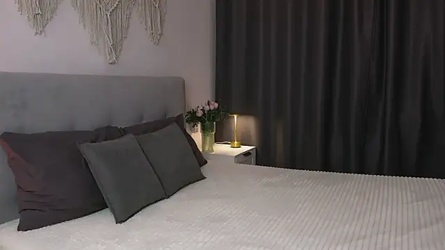 Cassie Kelman online show from 17, 4, 2026