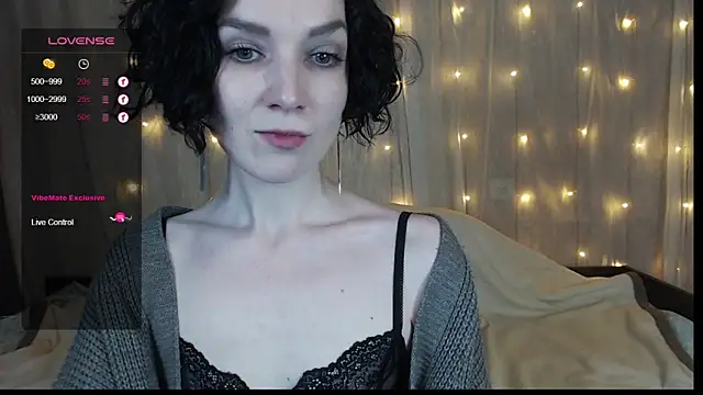 Snapshot of TinaWince chatting on 5, 12, 2024 TinaWince online show from 5, 12, 2024