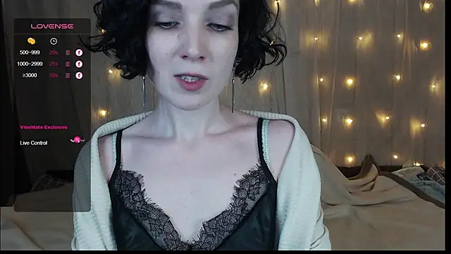 Snapshot of TinaWince chatting on 14, 12, 2024 TinaWince online show from 14, 12, 2024