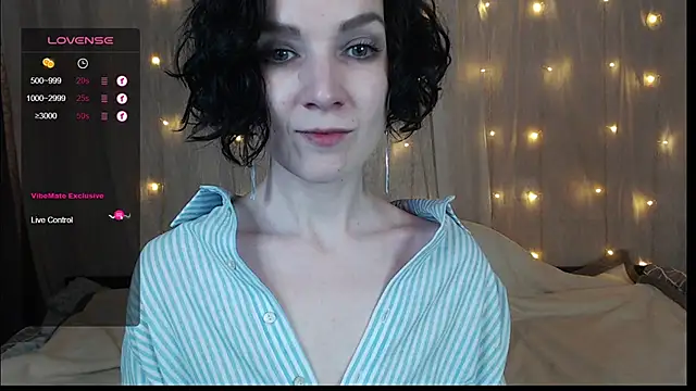 Snapshot of TinaWince chatting on 15, 12, 2024 TinaWince online show from 15, 12, 2024