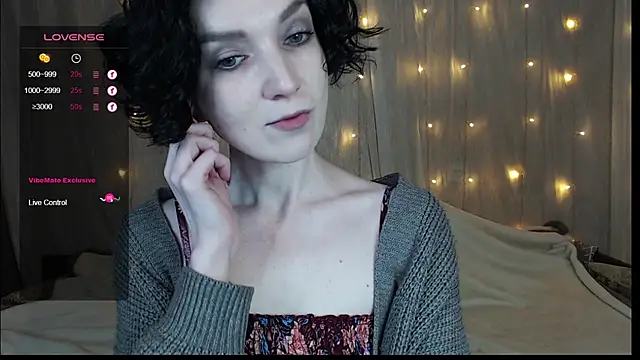 Snapshot of TinaWince chatting on 10, 1, 2025 TinaWince online show from 10, 1, 2025