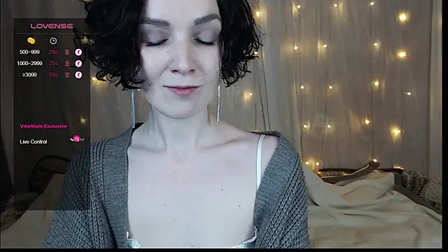 Snapshot of TinaWince chatting on 12, 1, 2025 TinaWince online show from 12, 1, 2025