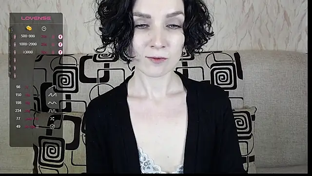 Snapshot of TinaWince chatting on 5, 2, 2025 TinaWince online show from 5, 2, 2025