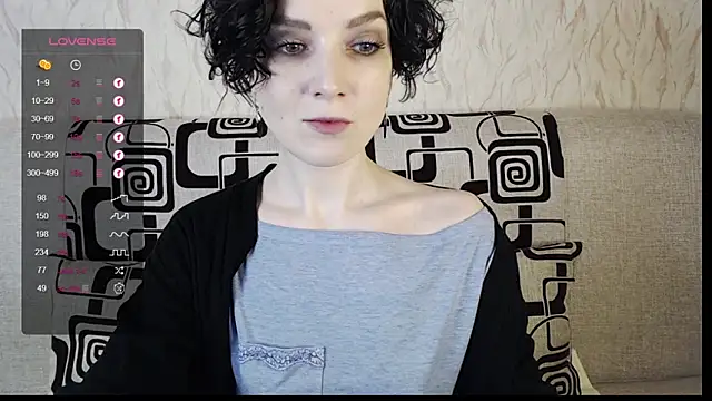 Snapshot of TinaWince chatting on 2, 3, 2025 TinaWince online show from 2, 3, 2025