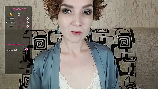 Snapshot of TinaWince chatting on 16, 10, 2025 TinaWince online show from 16, 10, 2025